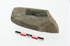 Etikett zu Steinaxt (NHMW-PRAE-078095)
